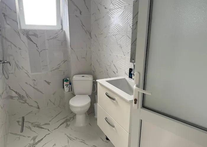 Casawyw 3 Apartment Craiova